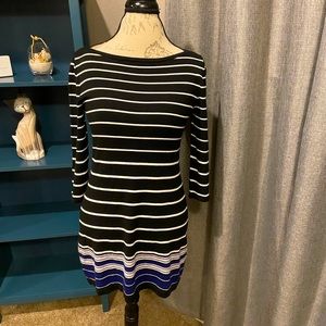 NEW Small White House Black Market Dress